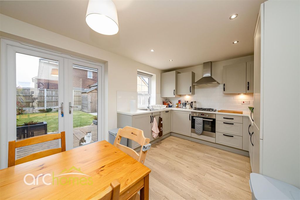 Property photo 3 of 24 Garrick-4.Jpg