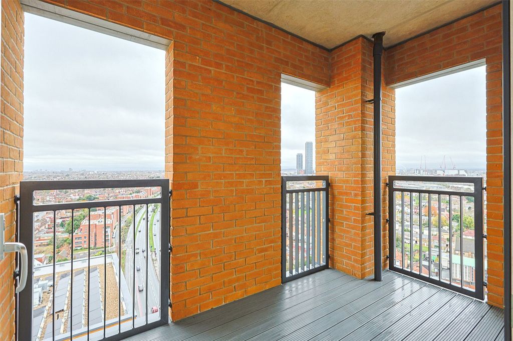 Property photo 2 of 23 Picture No. 23