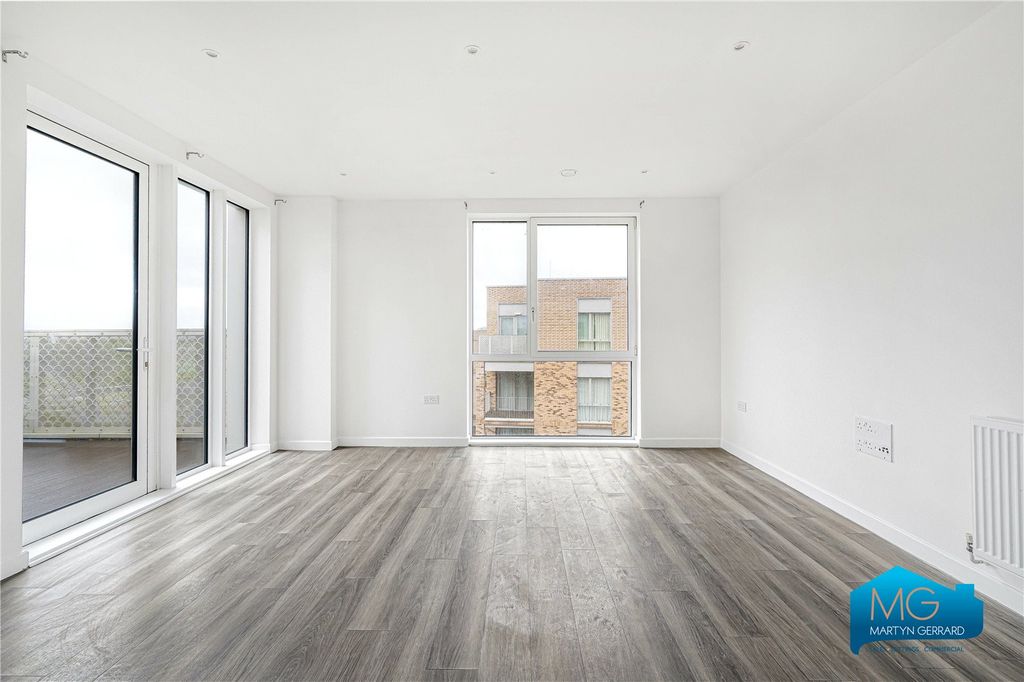 Additional image 7 of 3 bed flat to rentMedawar Drive, London NW7
