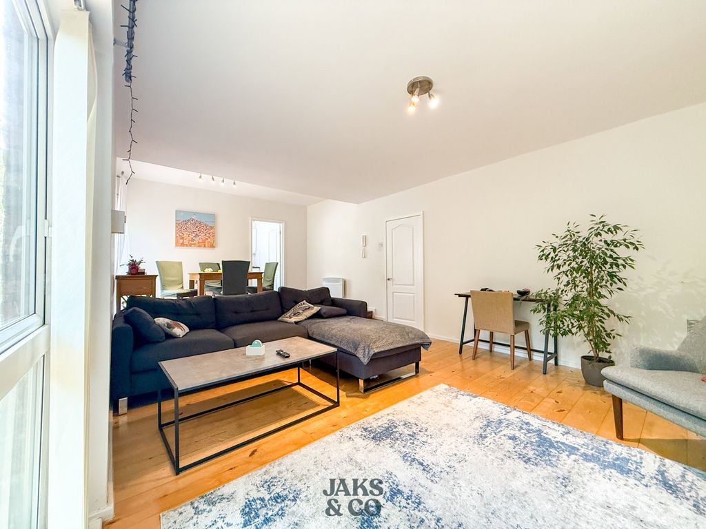 Property photo 1 of 23