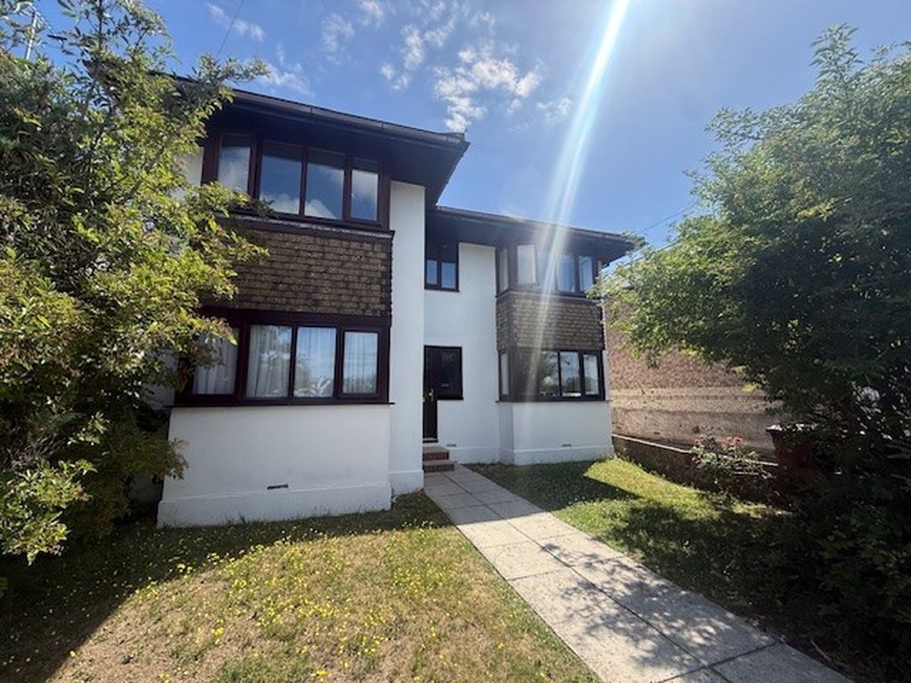 Property photo 1 of 6 Photo 1