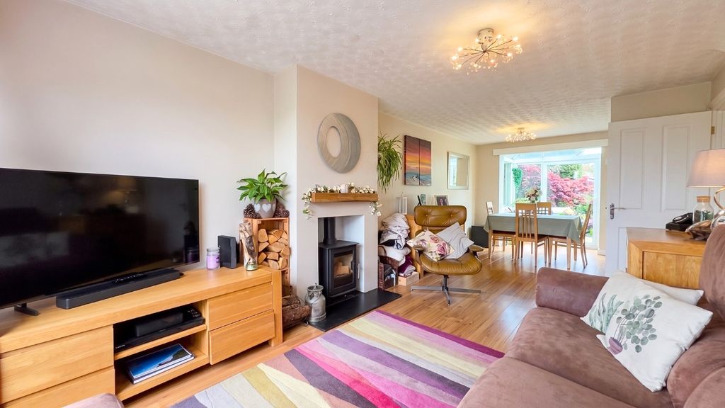 Property photo 3 of 18 5146617