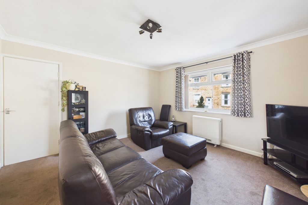 Property photo 2 of 14 Living Room