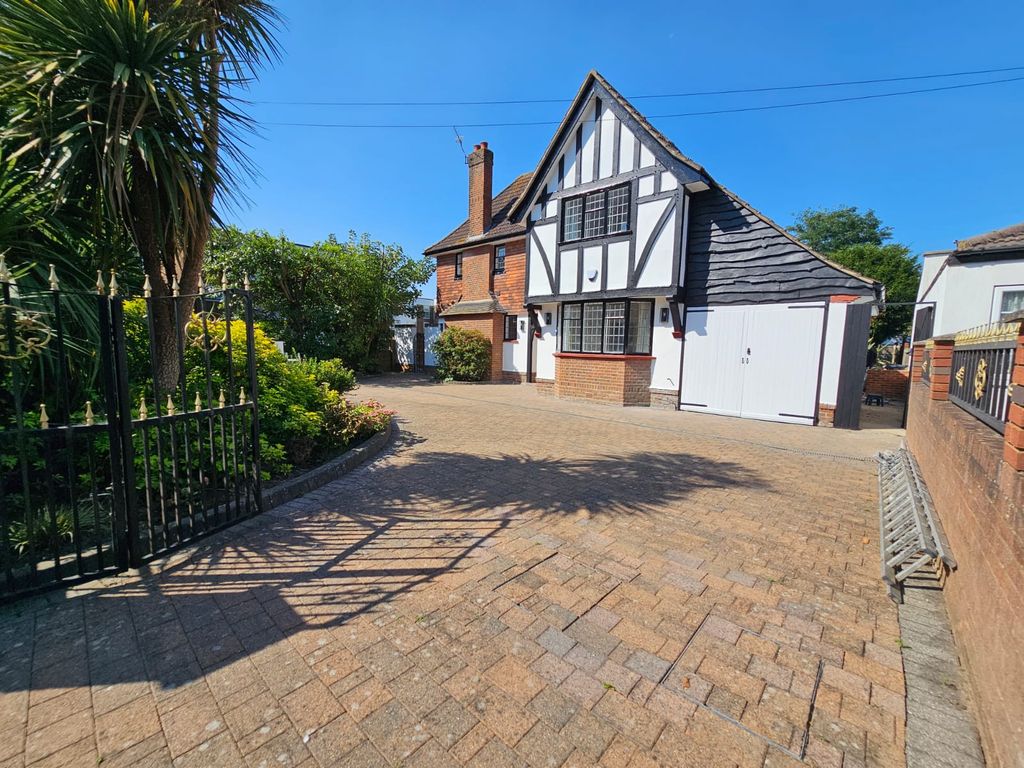 Property photo 2 of 15