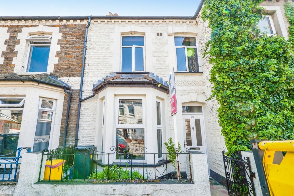 Property photo 1 of 16