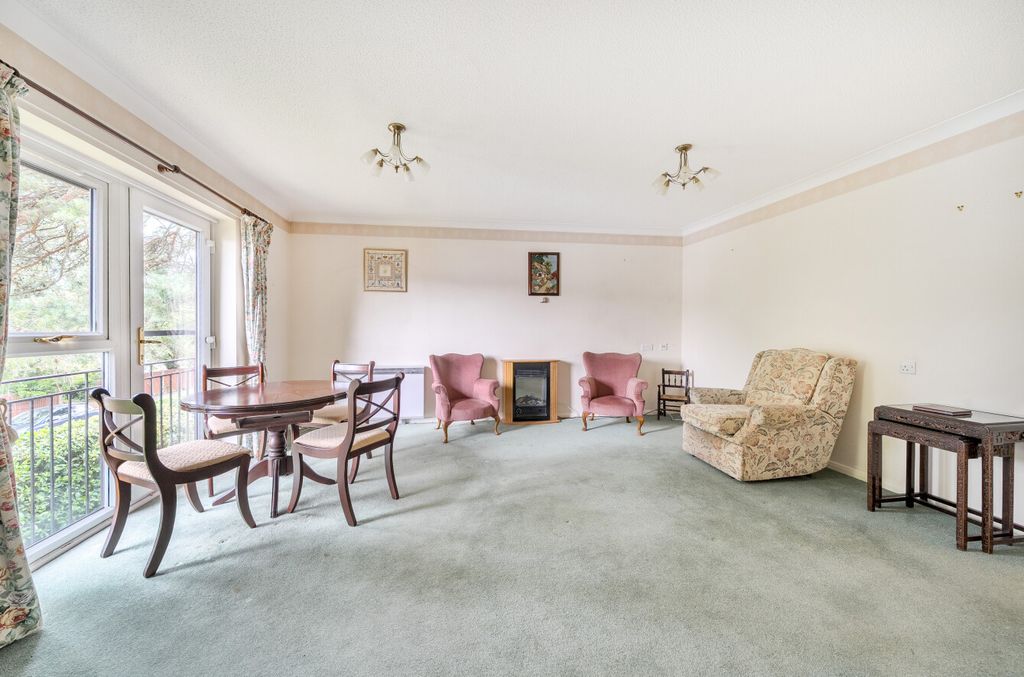 Property photo 2 of 9 1479200-20-6A2Be6...