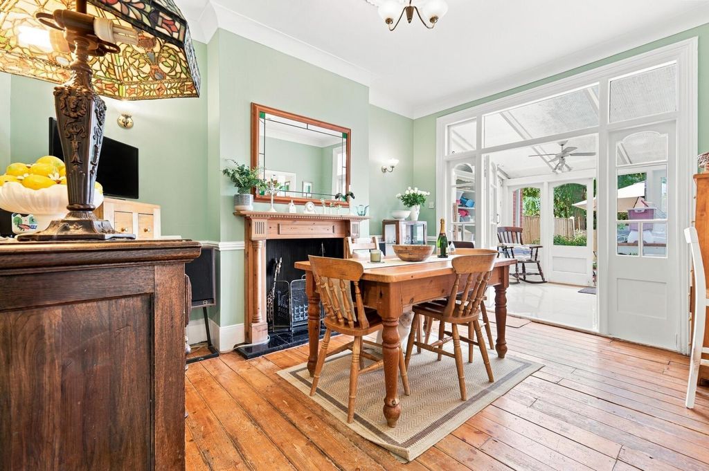 Property photo 3 of 24 Dining Room