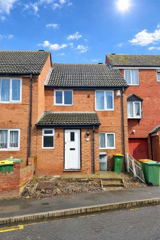 Property photo 2 of 10 House For Sale In Beckton E6