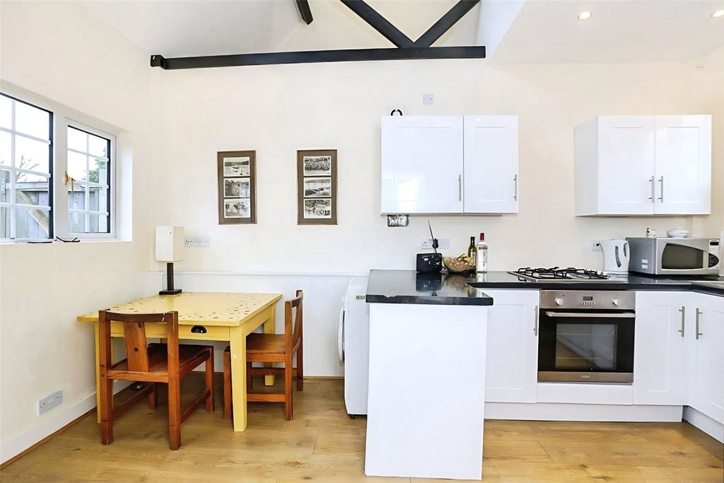 Property photo 3 of 25 Picture No. 17