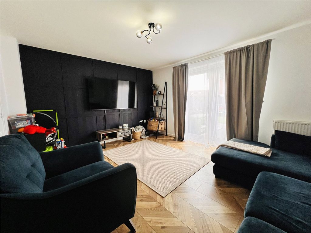 Property photo 2 of 13 Picture No. 04