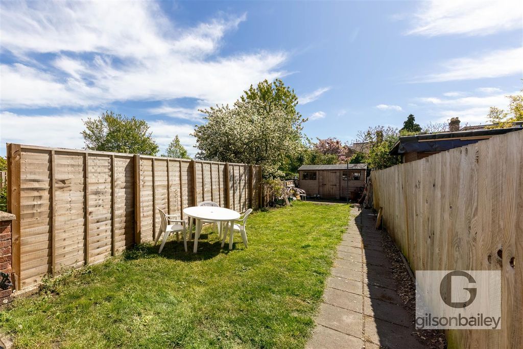 Property photo 3 of 24 Gb-19.Jpg