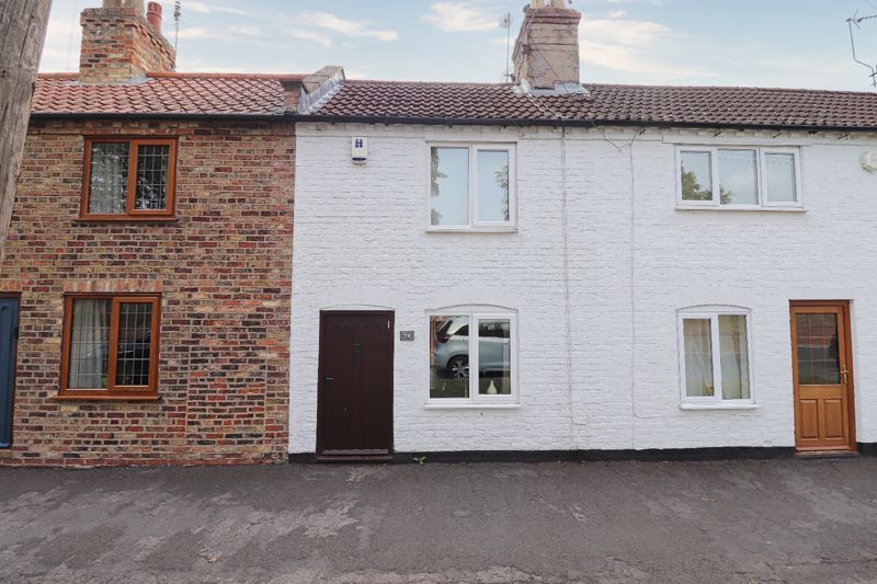 Property photo 1 of 13 Frontal