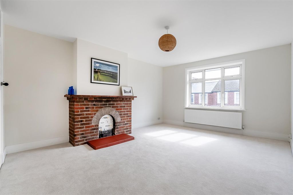 Property photo 2 of 12 2-Milton-Chambers-7.Jpg