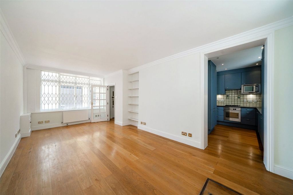 Property photo 2 of 11 Reception Room