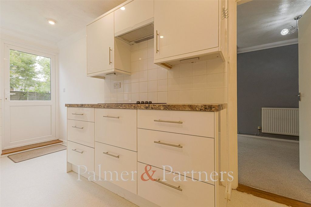 Property photo 3 of 11 Picture No. 39