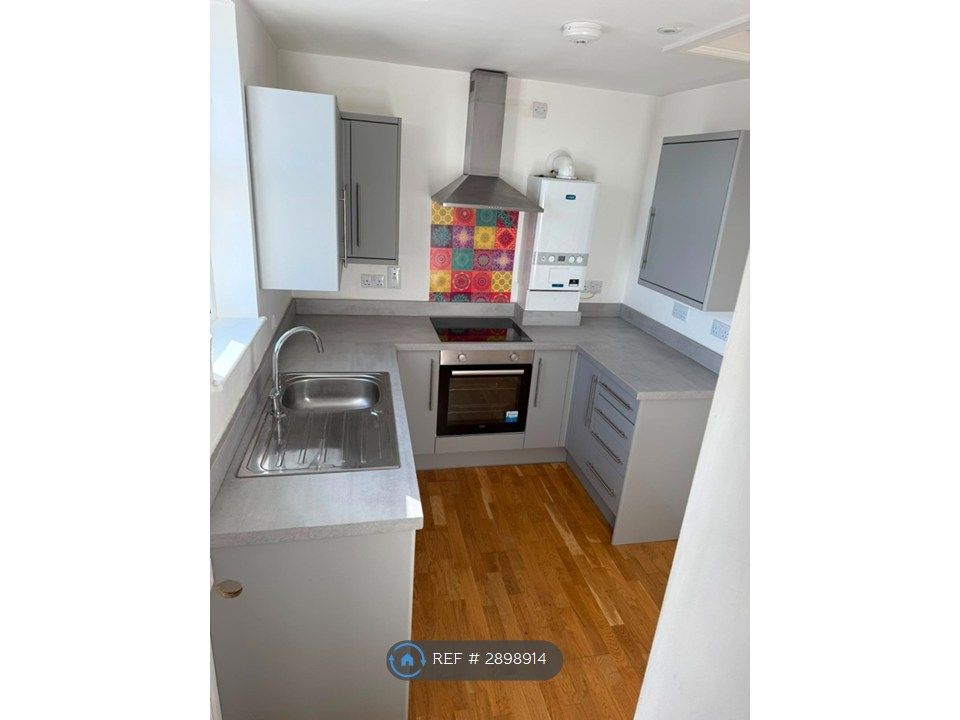 Property photo 2 of 7