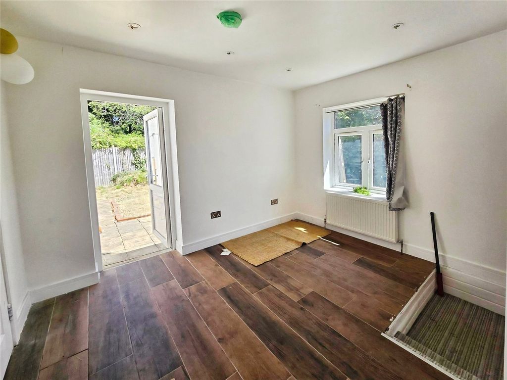 Property photo 3 of 12 Reception Room