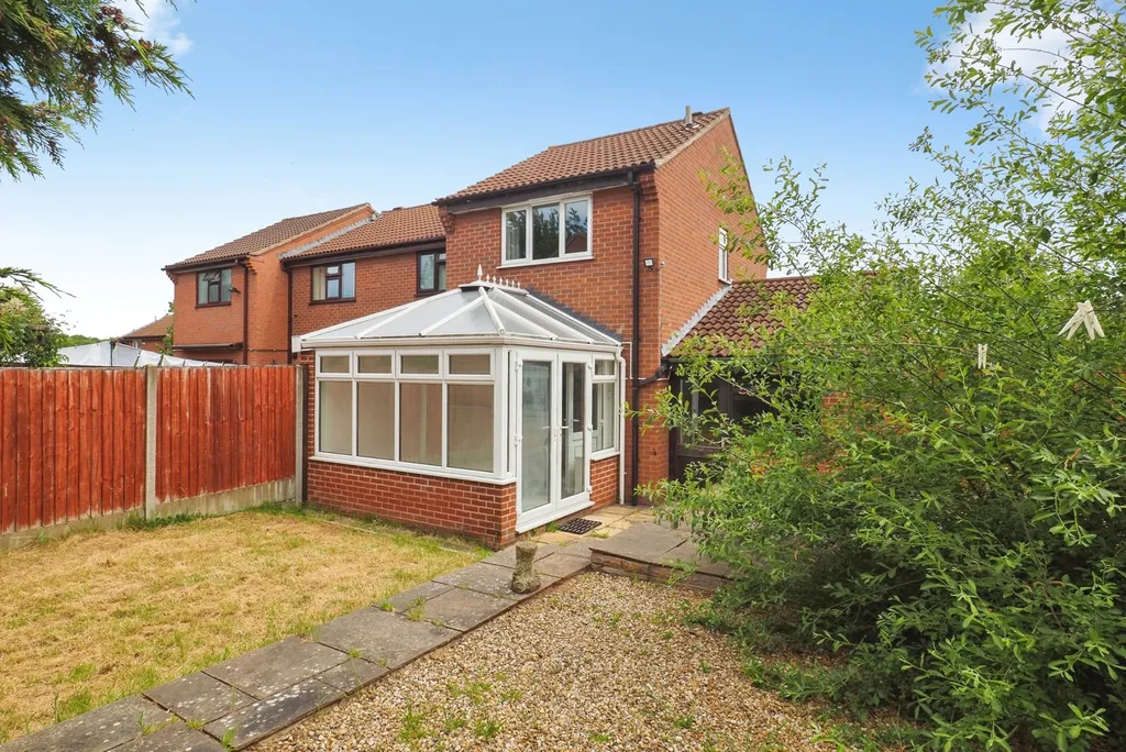 House in Nottingham, Chilwell - View 6