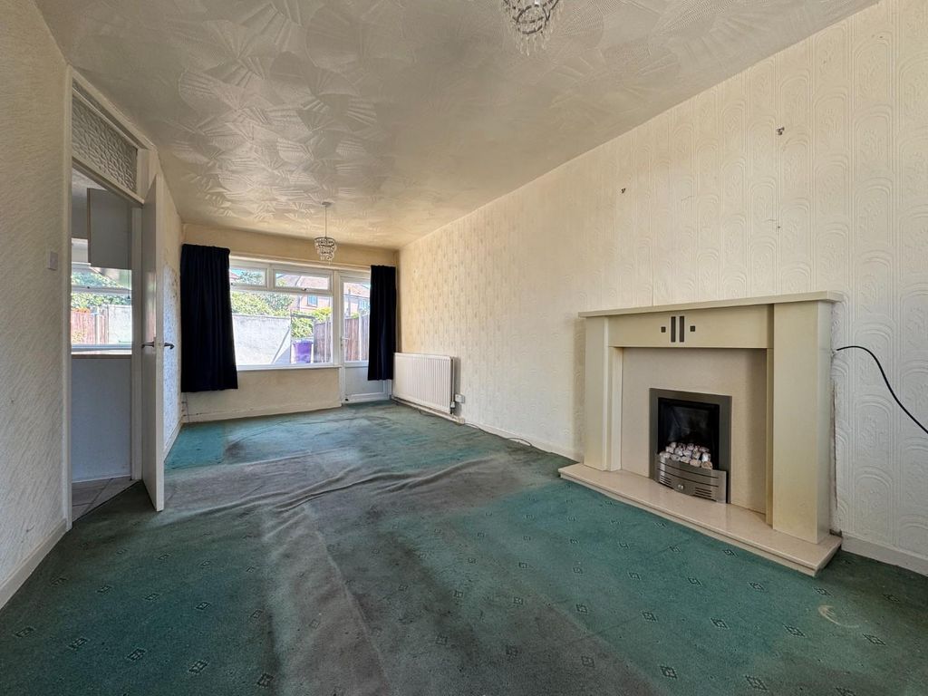 Property photo 2 of 13 Img_0369.Jpg