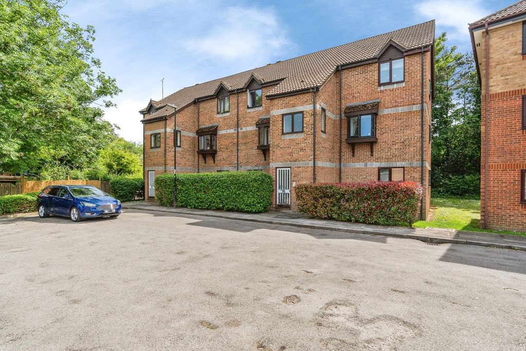 Property photo 1 of 18 Pbox-Img.Jpg