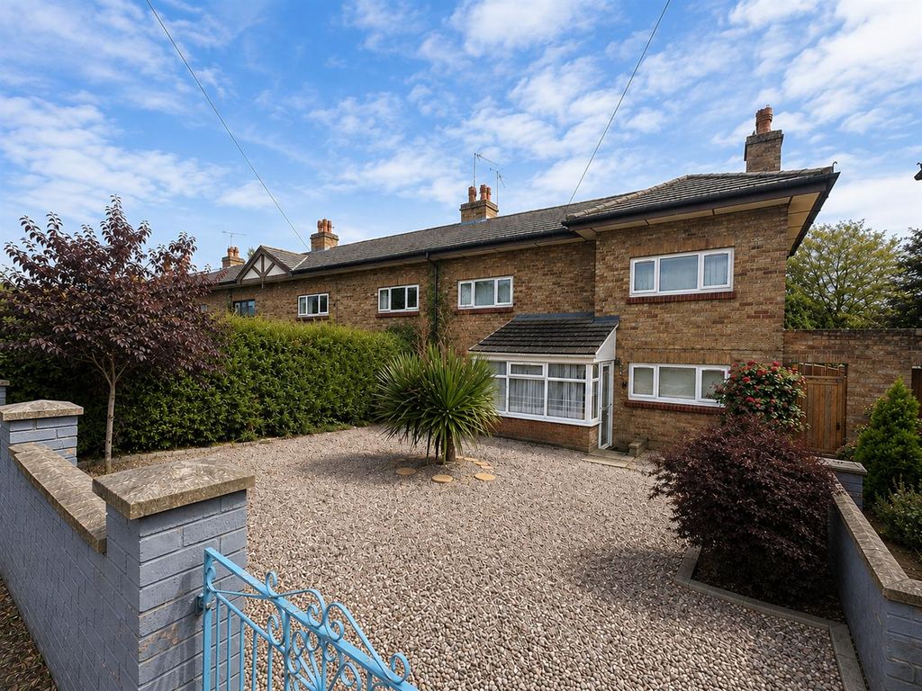 Property photo 1 of 19 Blue Sky.Png