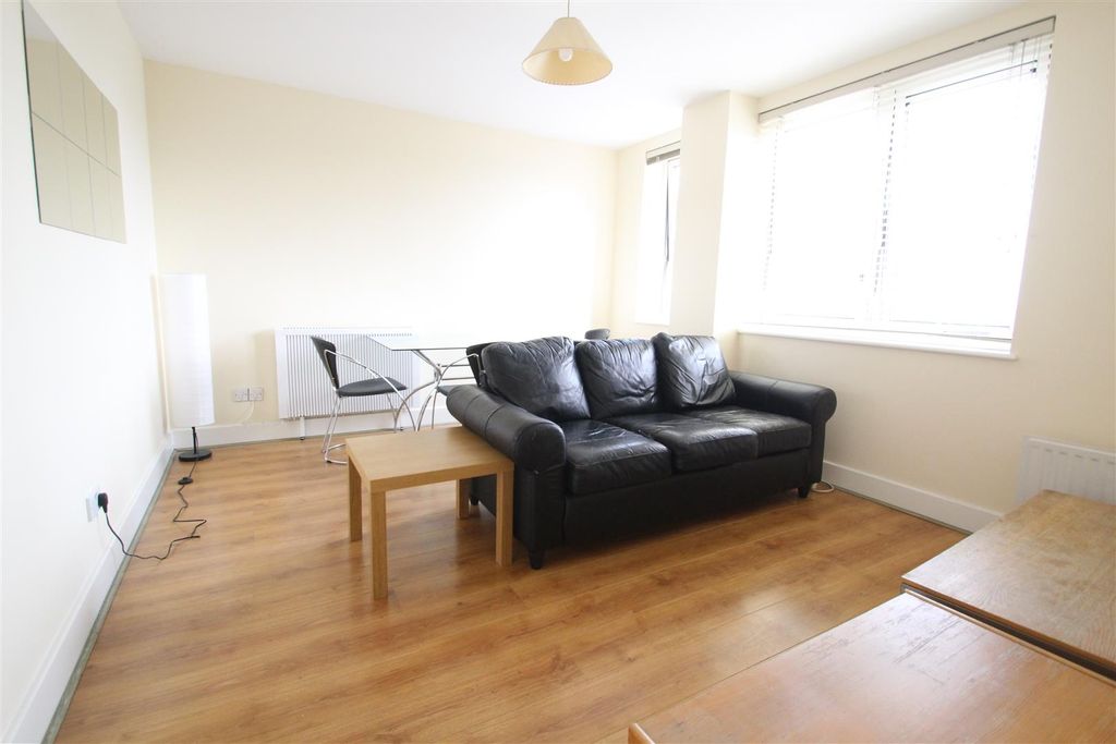 Property photo 1 of 16 Living Space
