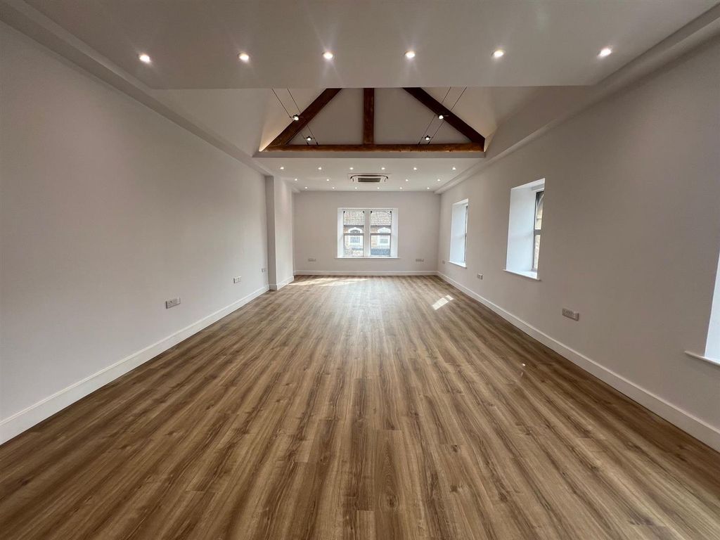 Property photo 2 of 13 3.Jpg