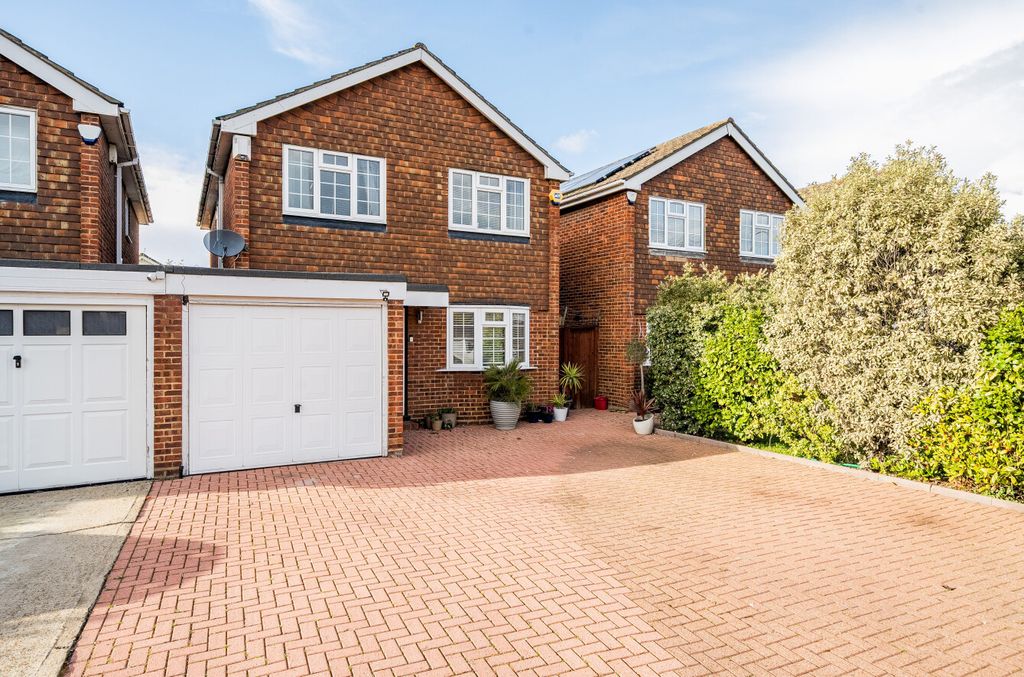 Property photo 1 of 20 1433423-20-69c42F...