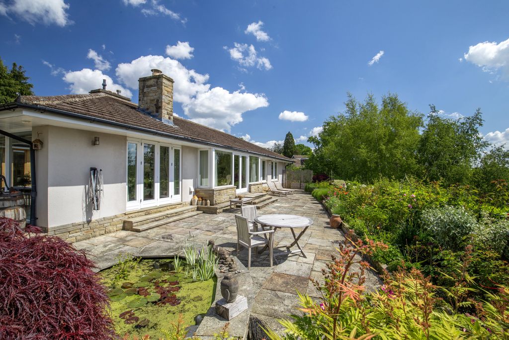 5 bed bungalow for saleCurly Hill, Ilkley, West Yorkshire LS29