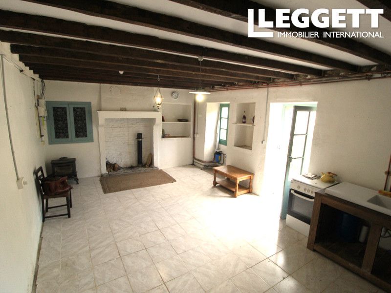 Property photo 3 of 10