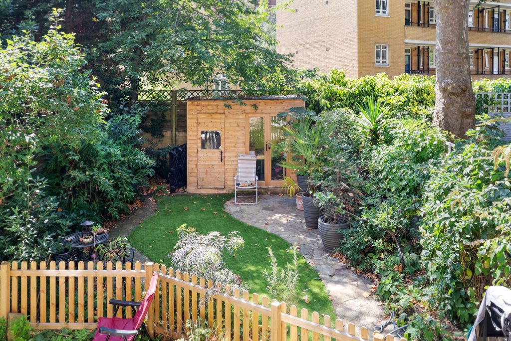 Property photo 2 of 11