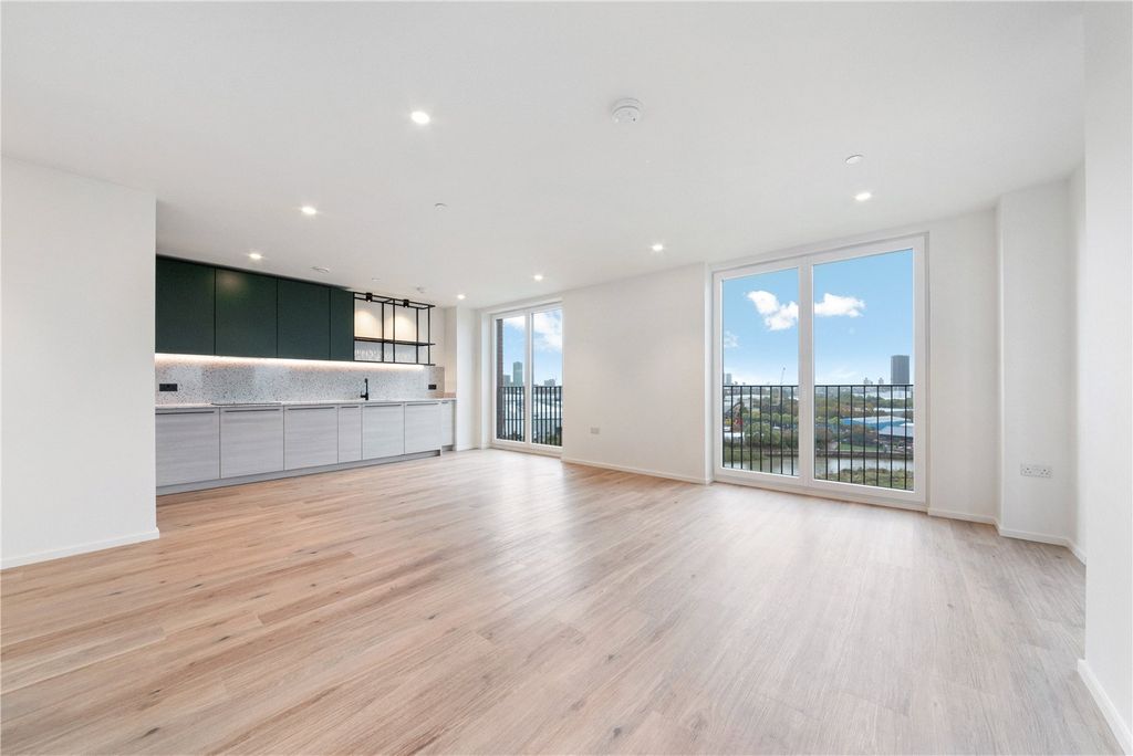 Property photo 1 of 13 Picture No. 10