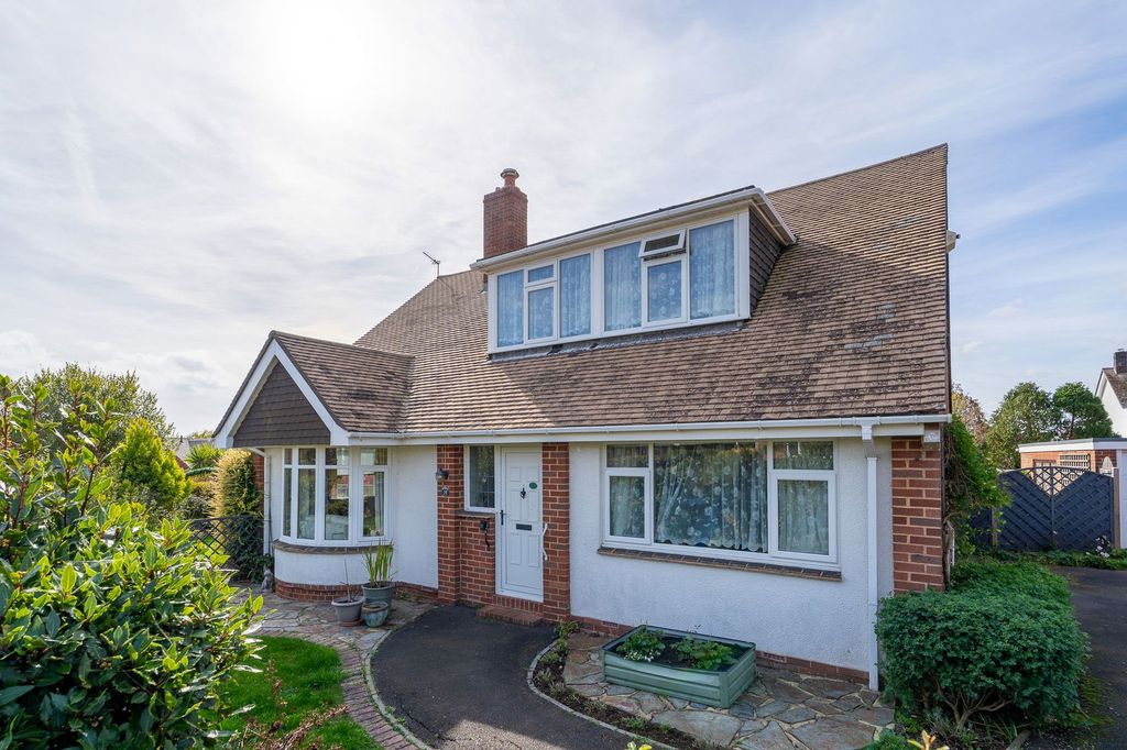 Property photo 1 of 34