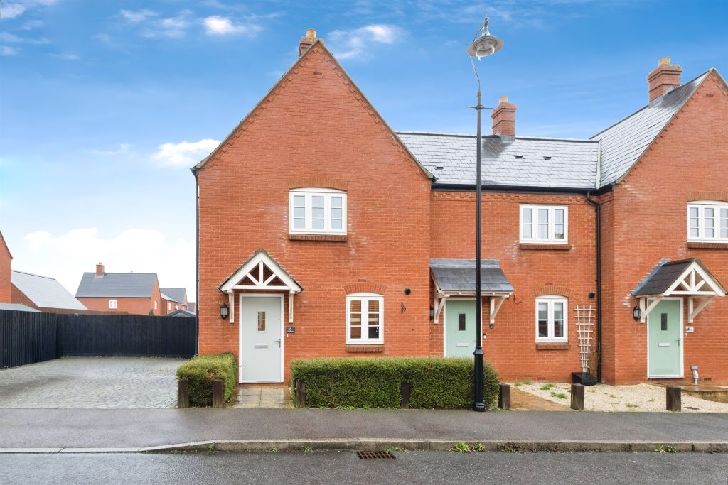 Property photo 1 of 18