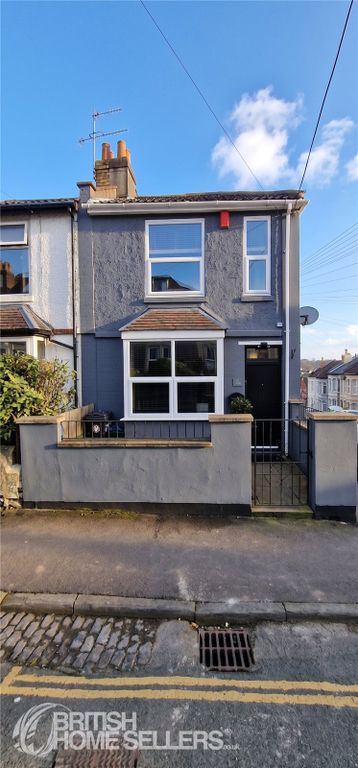 Property photo 2 of 32 Picture No. 83