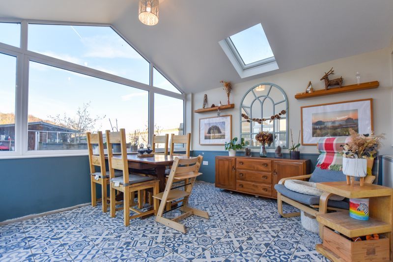 Property photo 2 of 19 Photo 1