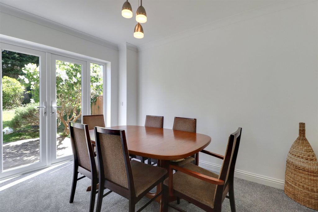Property photo 3 of 23 Picture No. 06