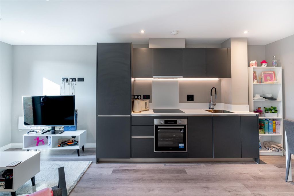 Property photo 3 of 11 _A7R4312-Hdr.Jpg