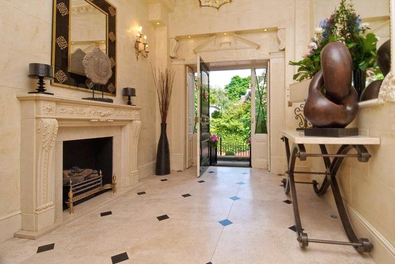 Frognal, London NW3 photo 4