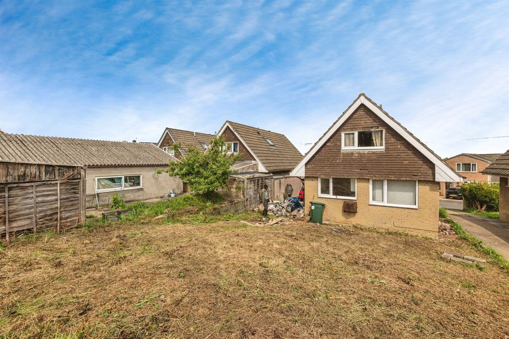 Property photo 3 of 4