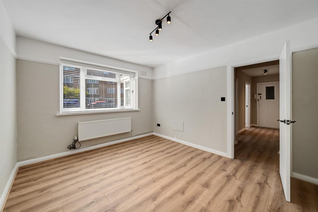 Property photo 1 of 12 Dsc06380.Jpg