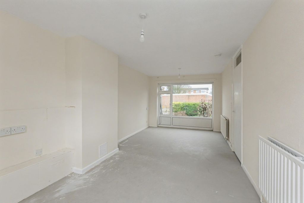 Property photo 2 of 10 20251215105117_Image-11_Rpks4.Jpg