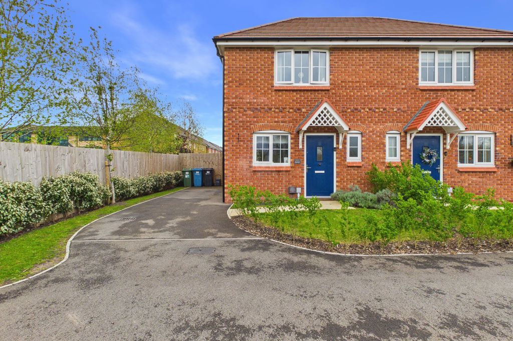 Property photo 1 of 16 Front Exterior