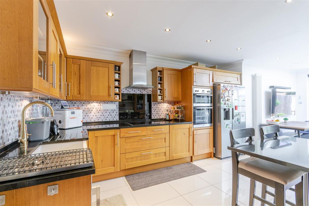 Property photo 3 of 38 Kitchen 1.Jpg