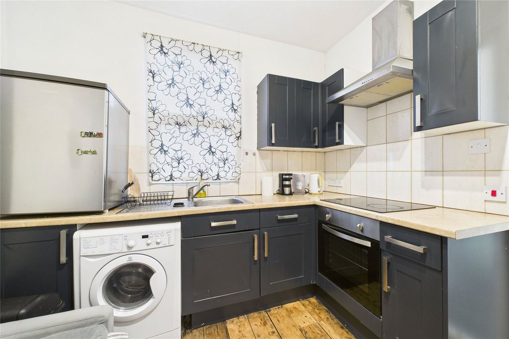 Property photo 2 of 4 Picture No. 04