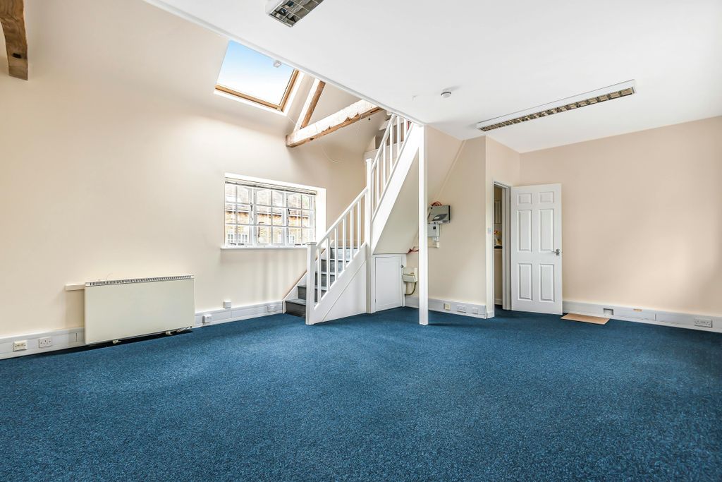 Property photo 1 of 9 Unit 4.1.Jpg