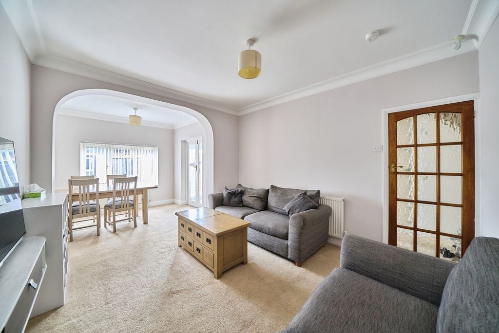 Property photo 2 of 36 Pbox-Img.Jpg