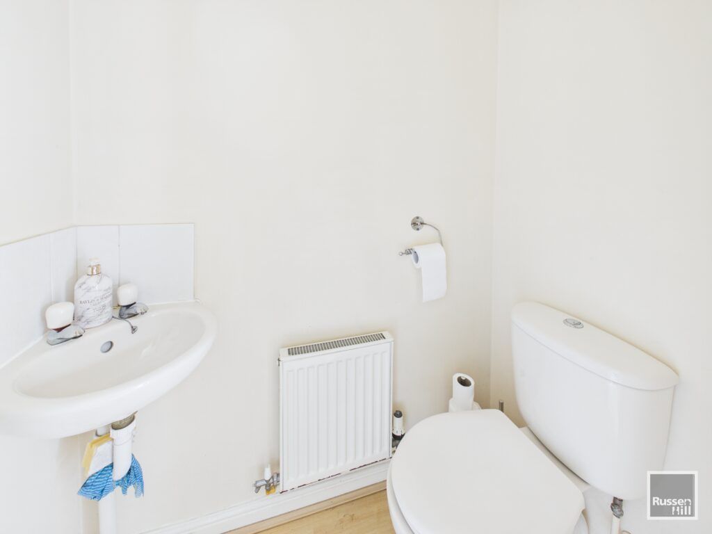 Property photo 3 of 12