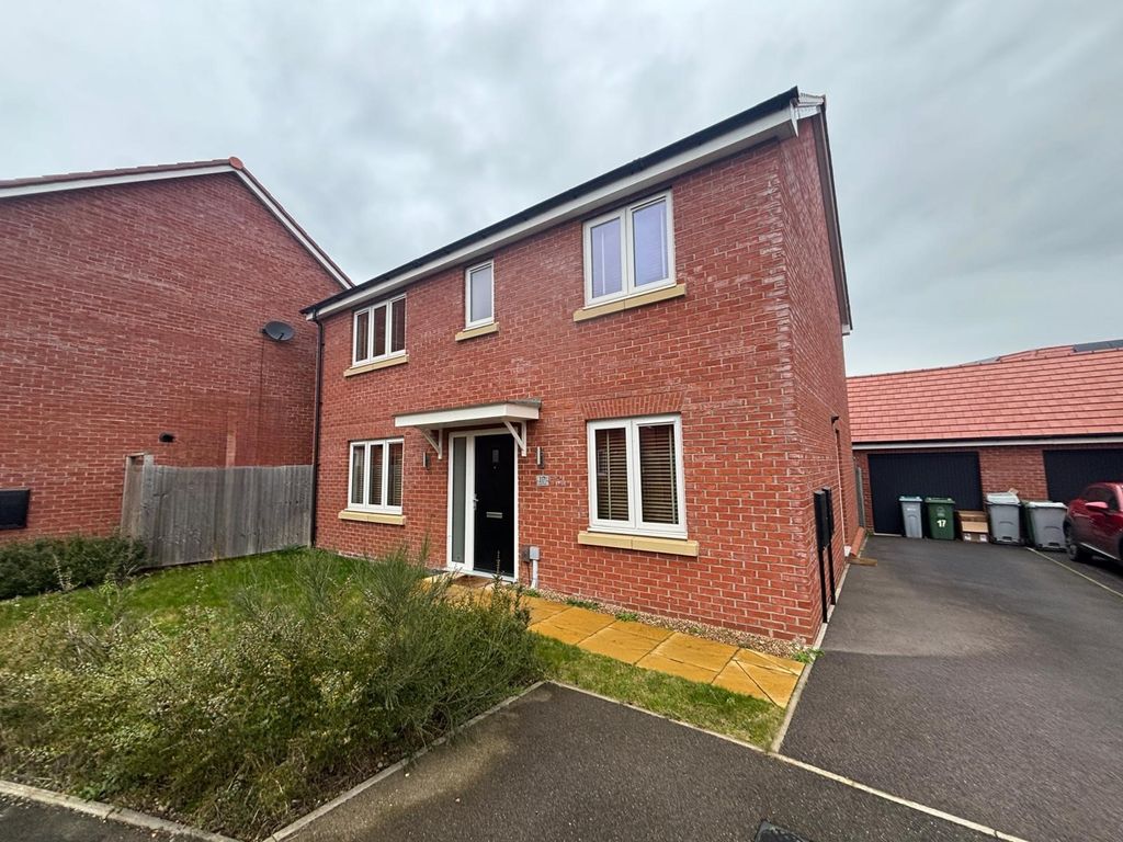 Property photo 1 of 18 Front