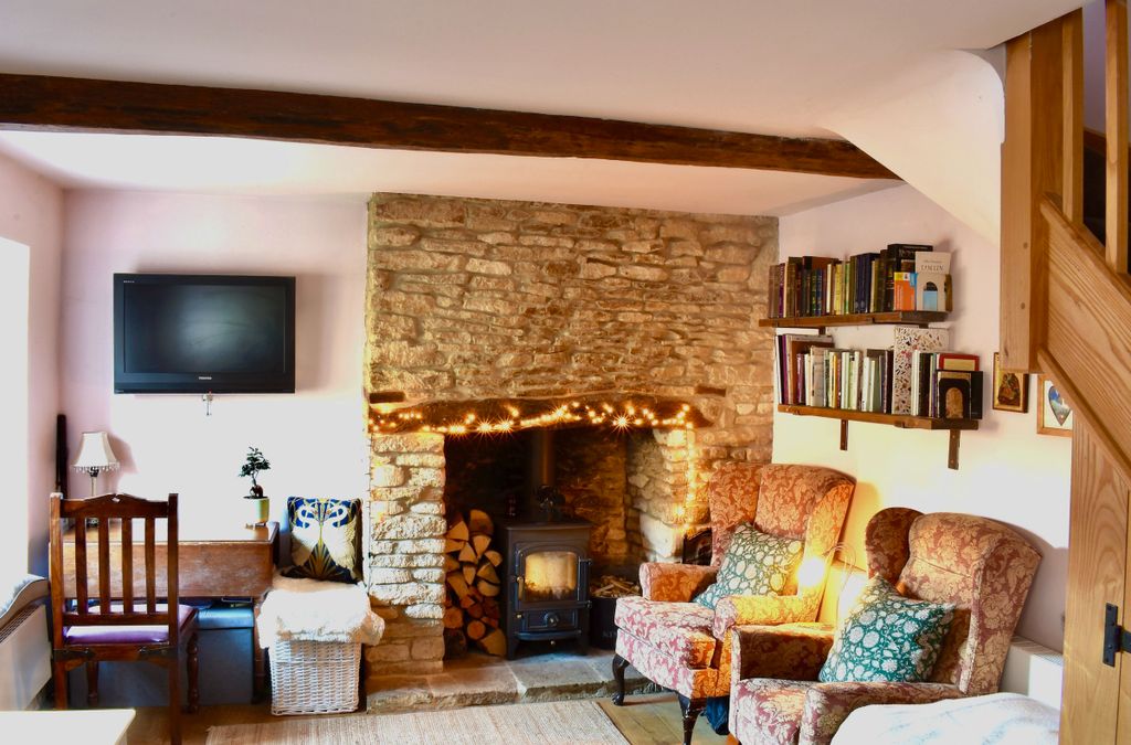 Property photo 2 of 9